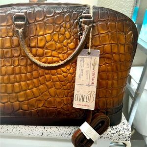 Large purse around the size of a tote